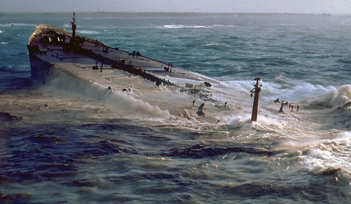 Amoco-Cadiz-sinking